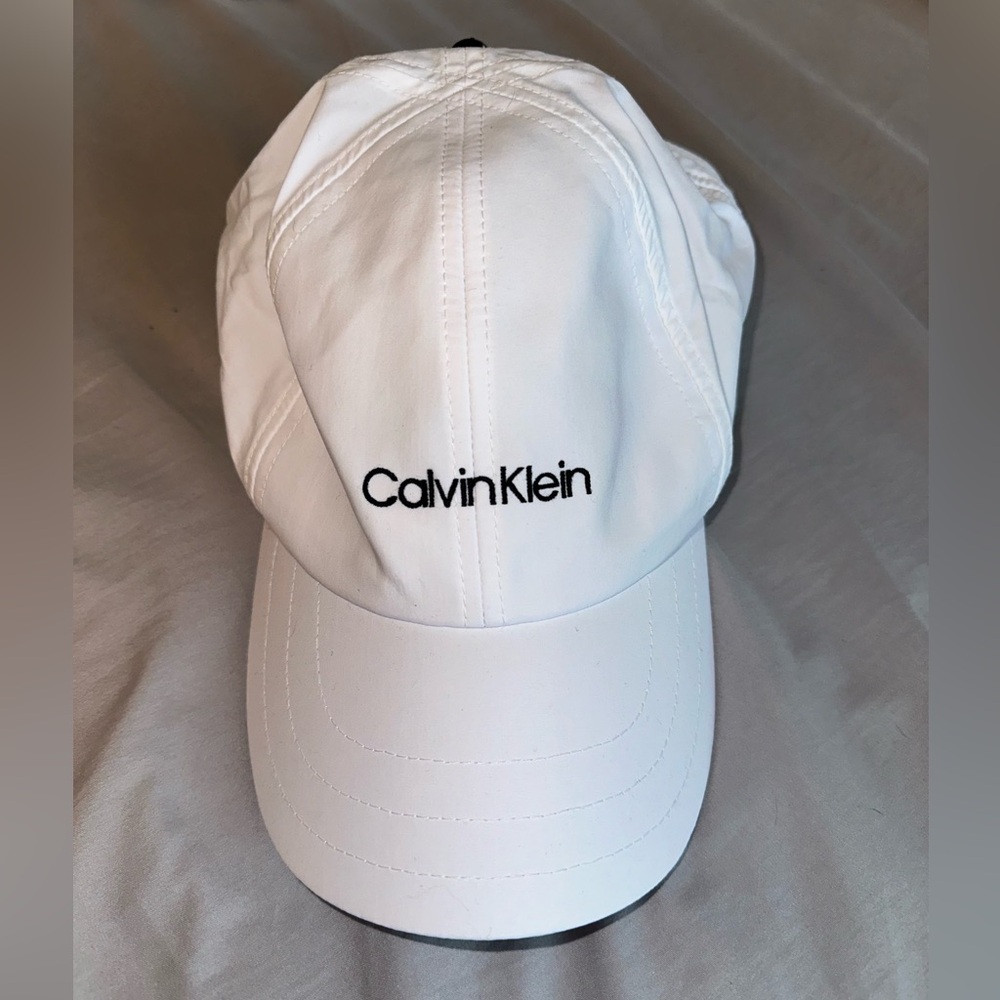 Women’s Calvin Klein Classic White Cap